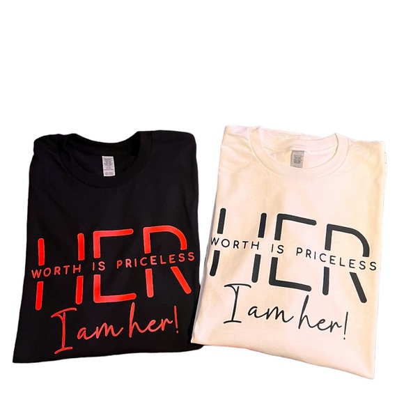 Her worth tee - Picture 4 of 5